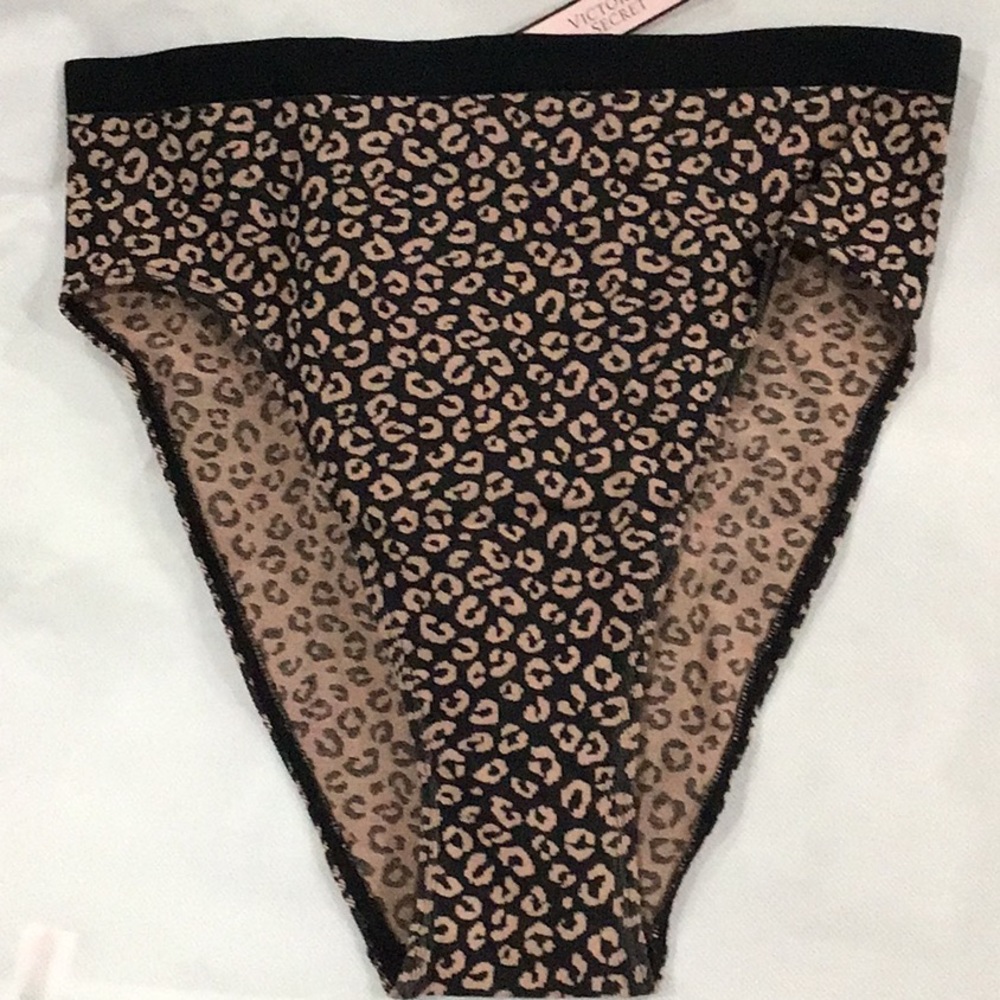 NWT Victoria’s Secret panty